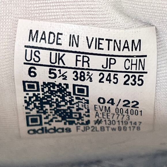 Adidas Ozweego Running Sneakers Shoes White Grey EE7773 Women 7.5 / Men 6 - Picture 14 of 14